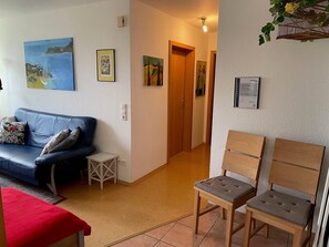 Interior - Holiday Apartment Ingrid Rautenberg with Private Terrace, Garden and Wi-Fi (Krautheim)