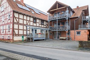 Exterior - Lovingly furnished vacation home 'Ferienhaus Hof Schäfer' near Edersee in a quiet environment (Waldeck)