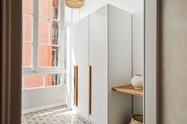 2 bedrooms