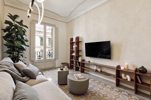 Apartment | 2 bedrooms - Lluna - 2 Bedrooms and Office in Gracia (Barcelona)