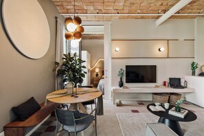 Apartment | 2 bedrooms - Uyuni - 2 Bedrooms and Balcony in Eixample Dreta (Barcelona)