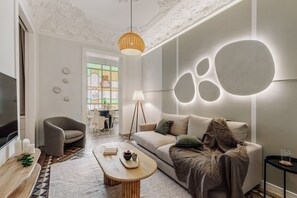Apartment | 1 bedroom - Toliman - 1 Bedroom and Office in Eixample Dreta (Barcelona)