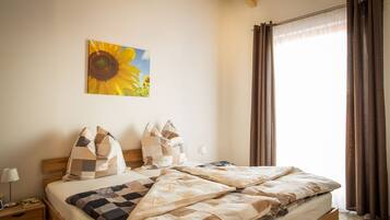 2 bedrooms, free WiFi, bed sheets