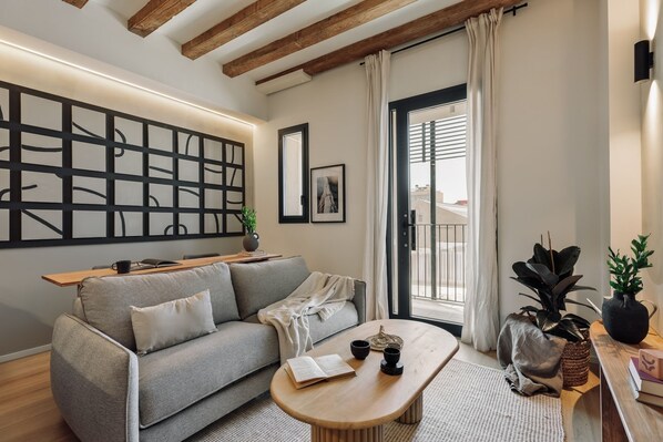 Apartment | 1 bedroom - Minchin - 1 Bedroom Balcony and Pool in Poblenou (Barcelona)