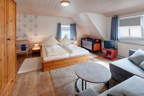 2 habitaciones, wifi gratis y ropa de cama 