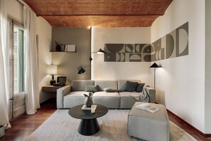 3 bedrooms - Cotoca - 3 Bedrooms and Balcony in Eixample Dreta (Barcelona)