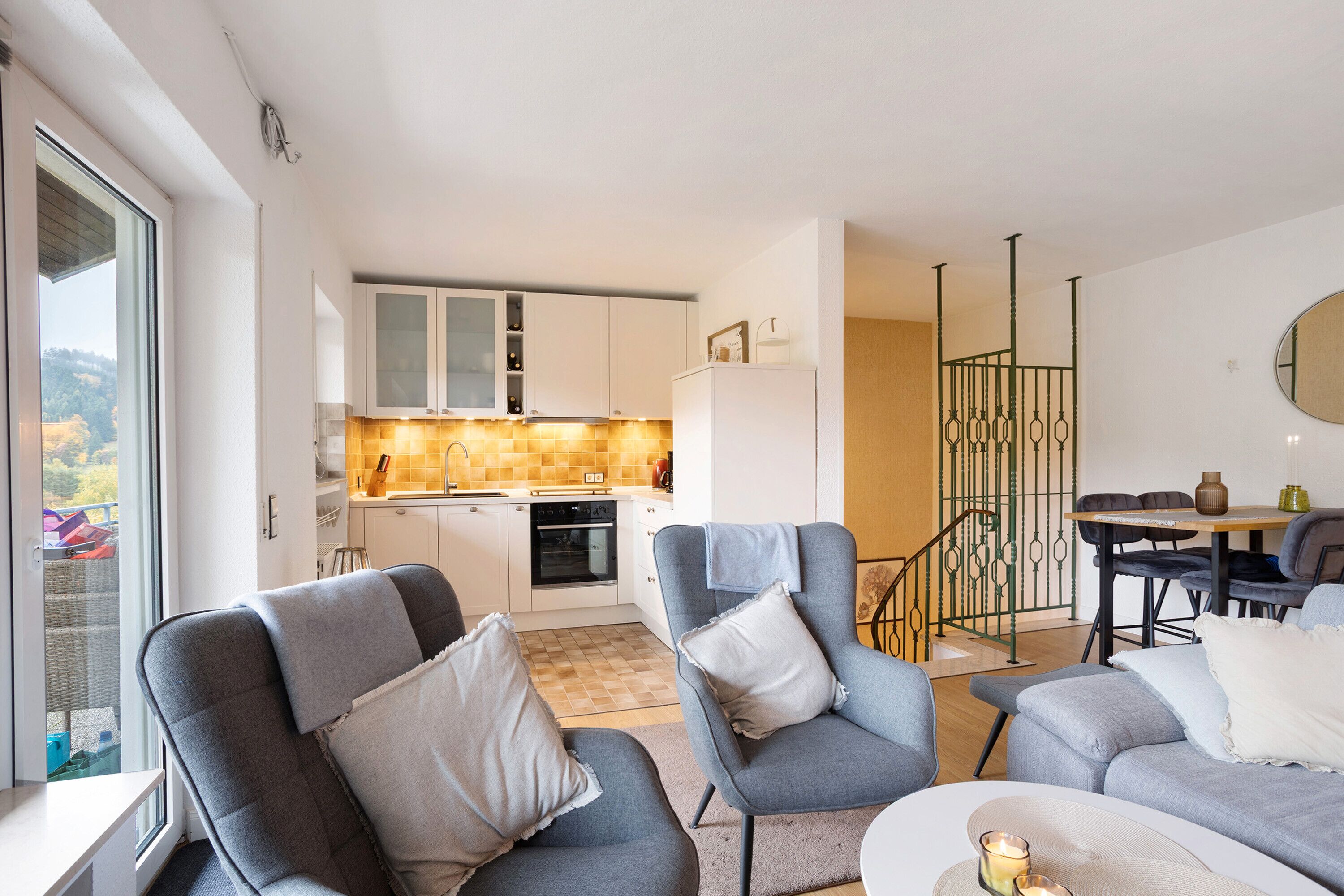 Tv, dvd-afspiller, stereoanlæg