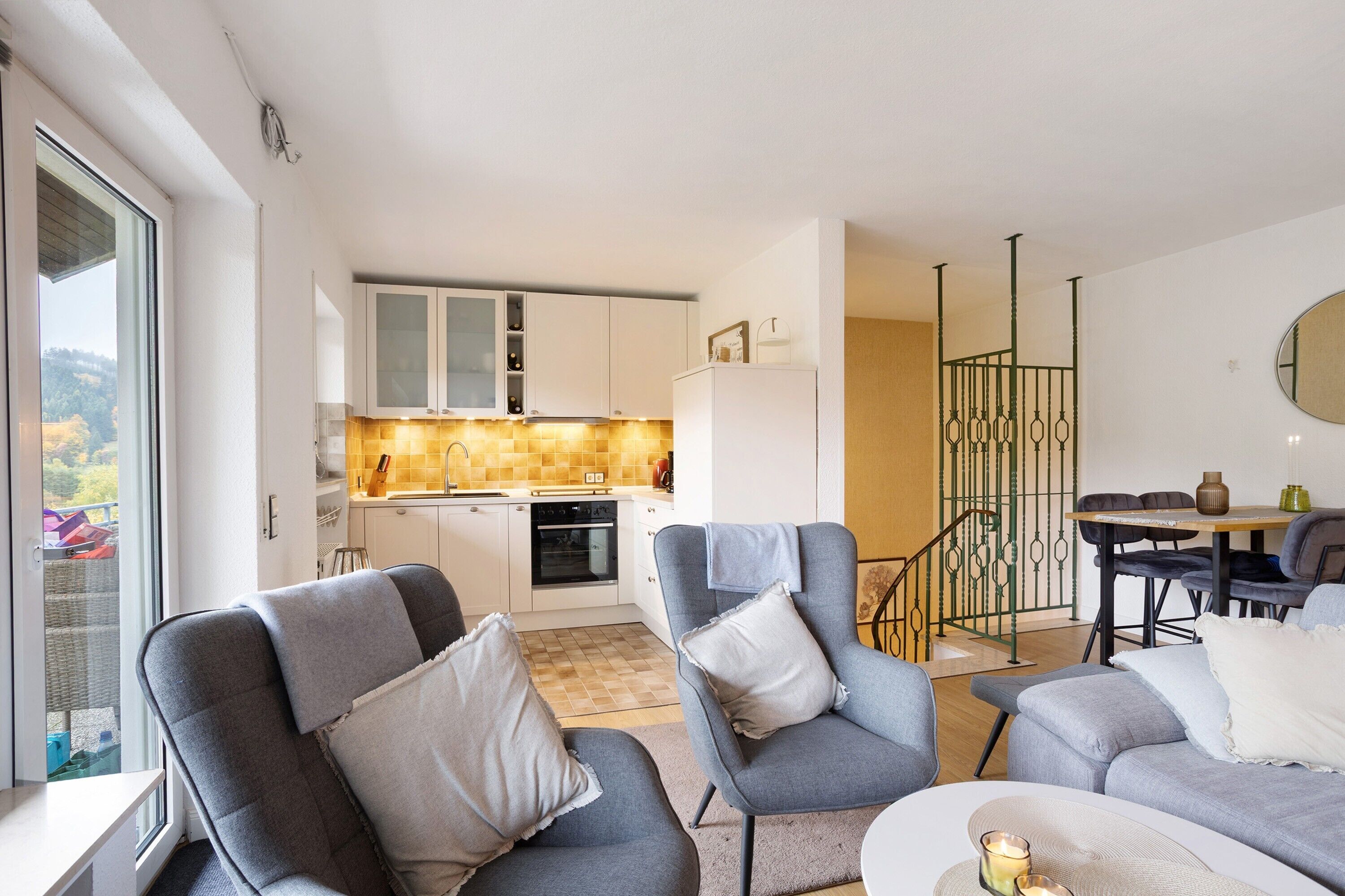 TV, lettore DVD, impianto stereo