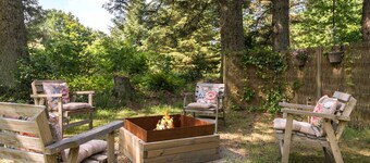 Beautiful home in Ulfborg with WiFi