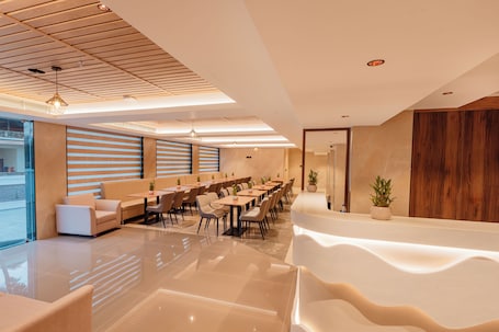 Restaurant. Classik Fort Inn and Suites