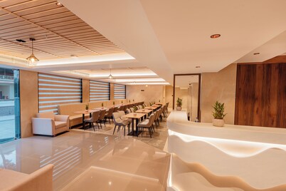 Classik Fort Inn and Suites