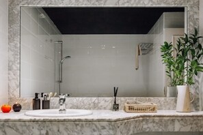 2 bedrooms - Kamina - 2 Bedrooms in Eixample Dreta (Barcelona)