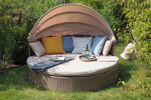 Home port Hanover, 160 sqm house with pool, sauna and garden