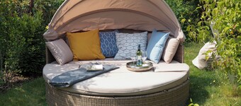 Home port Hanover, 160 sqm house with pool, sauna and garden