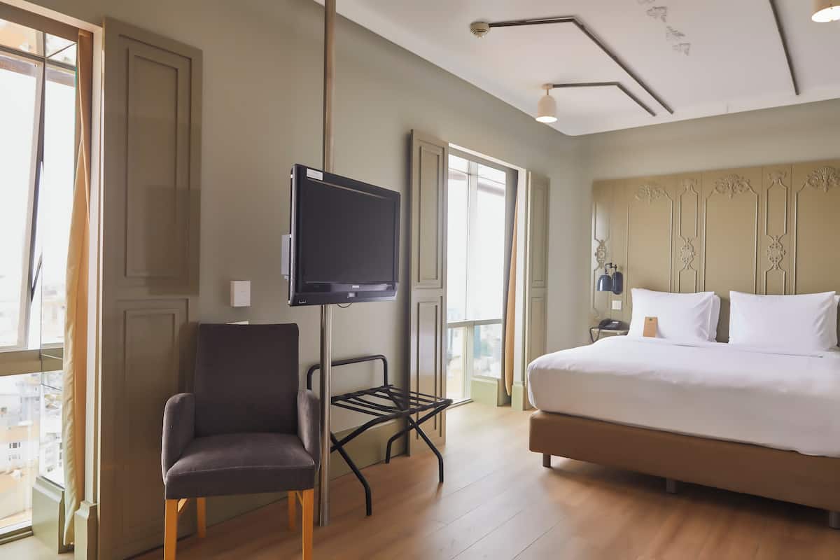 Deluxe Triple Room, City View | View from room