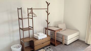1 bedroom, in-room safe, desk, iron/ironing board