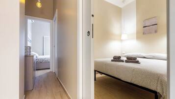 2 bedrooms, desk, iron/ironing board, free WiFi