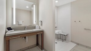 Suite, 1 soverom, tilpasset bevegelseshemmede (Accessible Shower) | Bad