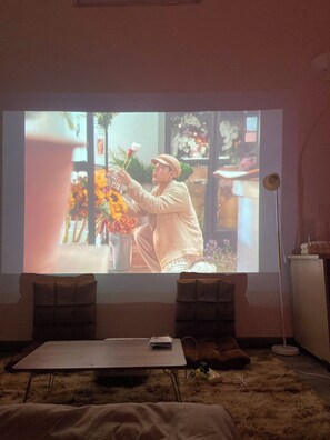 Superior Triple Room, Multiple Beds, Balcony, Courtyard View - Cozy Fam Homestay in Central Hanoi - Hao Nam Street (Hanoi)