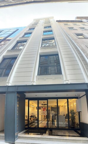 Exterior - Şişli Family Time Suites (Istanbul)