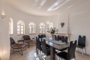 Villa | 4 bedrooms - Villa Baltin With 4 Bedrooms and 3 Bathrooms (Albufeira)