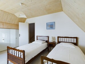 3 chambres, accès au Wi-Fi (inclus)
