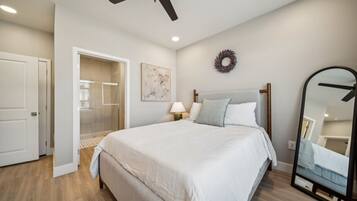 2 bedrooms, desk, free WiFi