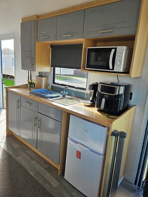 Unclassified image, 2 of 9, button - Jones Caravan Hire fir Tree Lyons Robinhood Rhyl (Rhyl)