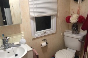 Cabaña | Baño | Regadera y secadora de cabello