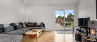 "Rajna" - 250m from the sea by Interhome