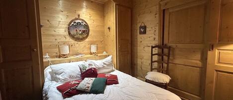 2 bedrooms