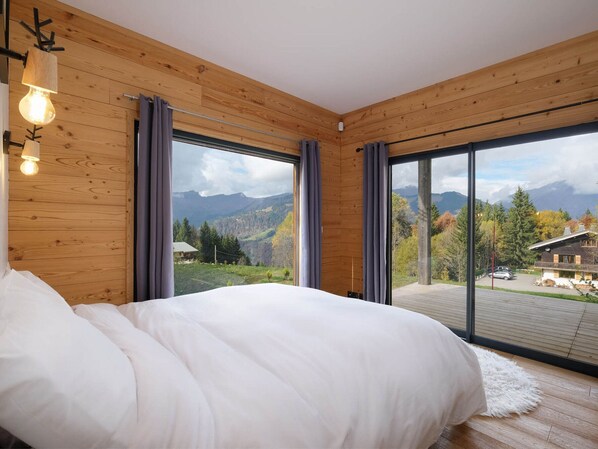 4 camere, Wi-Fi gratuito