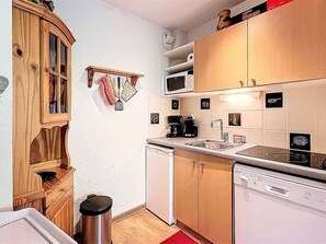 Fridge, microwave, dishwasher