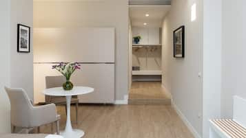 Chambre Quadruple Supérieure | Literie de qualité supérieure, couette en duvet d'oie
