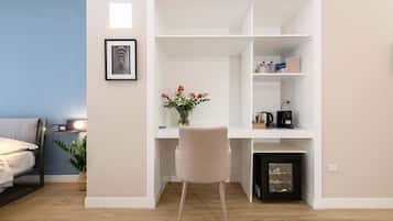 Chambre Double Deluxe | Literie de qualité supérieure, couette en duvet d'oie