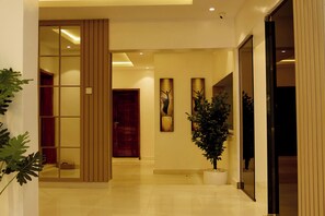 Exterior - Kentucky Homes Luxury (Lekki)