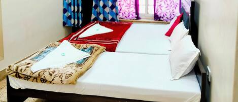 Egyptian cotton sheets, premium bedding, Select Comfort beds