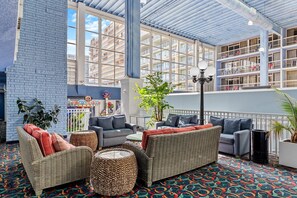 Interior - Direct Oceanfront Condo with the Best Amenities (Ocean City)