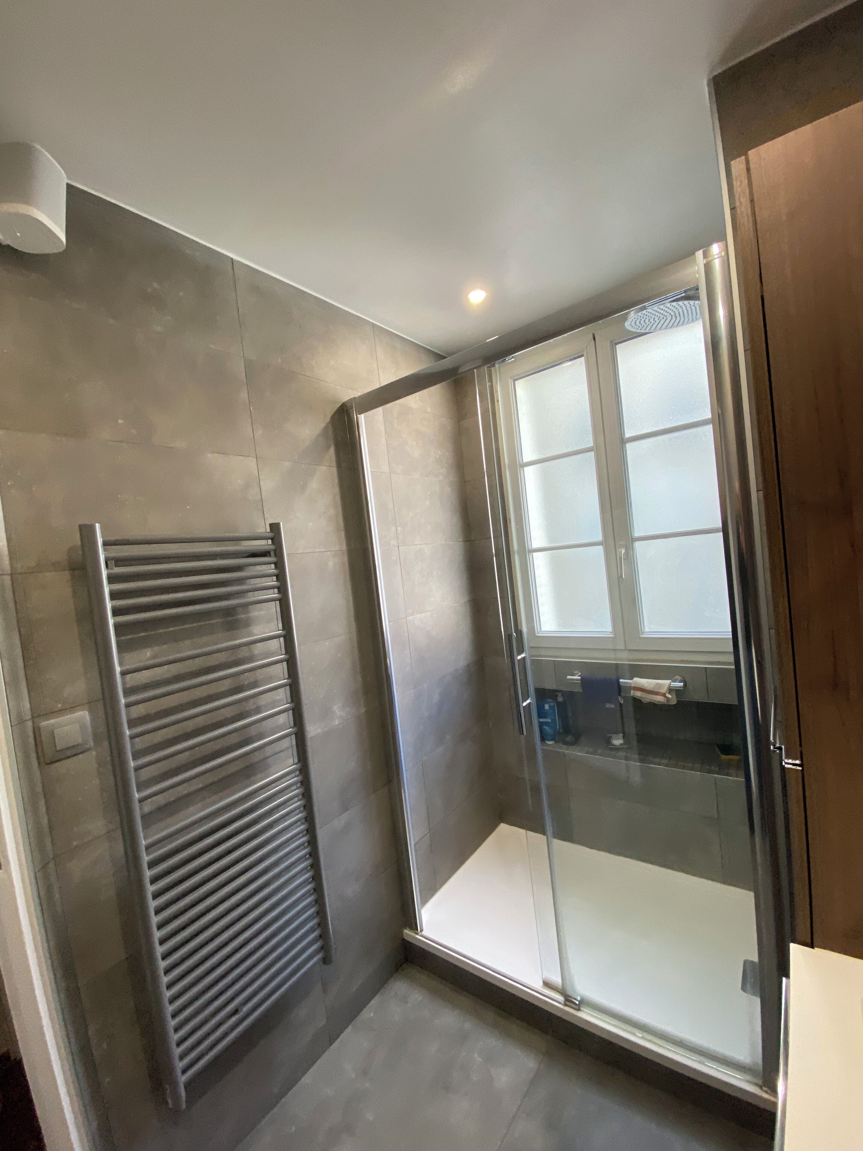 Chambre Double, salle de bains commune | Salle de bain