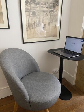 Dobbeltrom – comfort, privat bad | Strykejern/-brett og wi-fi (inkludert)