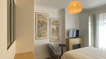 Comfort Double Room, Private Bathroom | Iron/ironing board, free WiFi