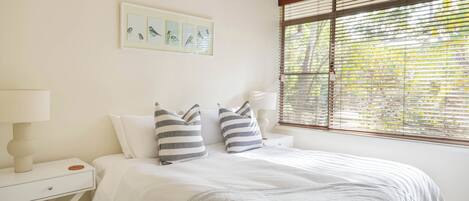 4 dormitorios, tabla de planchar con plancha, wifi y ropa de cama
