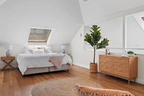 4 sovrum, strykjärn/strykbräda, wi-fi och sängkläder