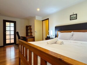 4 bedrooms, iron/ironing board, travel crib, WiFi