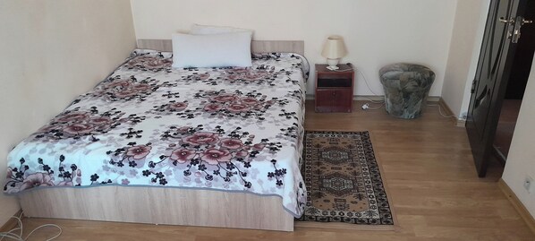 Appartement | 2 chambres, fer et planche à repasser, Wi-Fi gratuit, draps fournis