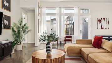 Televisión y oficina