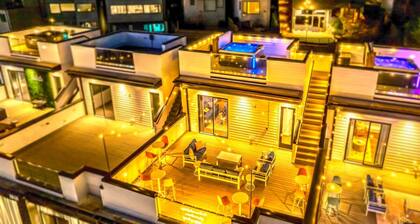 Taylor Swift Home Rooftop Hot Tub Movie Theater