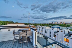 House | 4 bedrooms, Internet