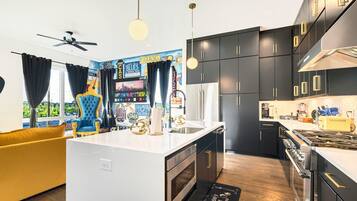 4 habitaciones y acceso a internet