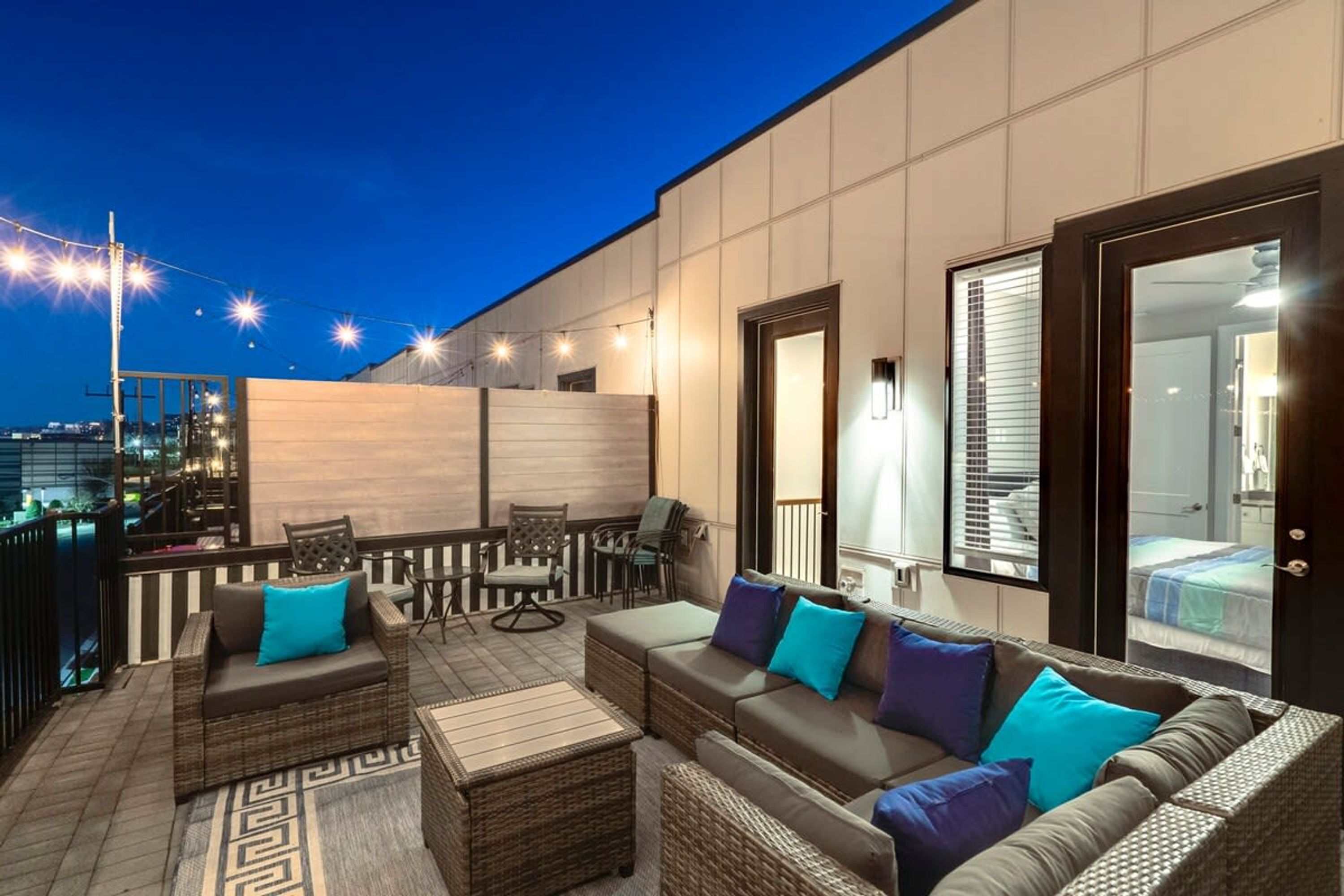 House | 4 bilik tidur, Internet 